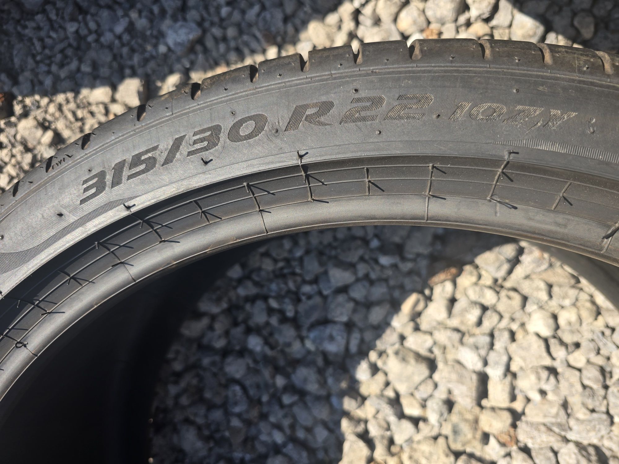 315 30 R22 107Y Pirelli Pzero
