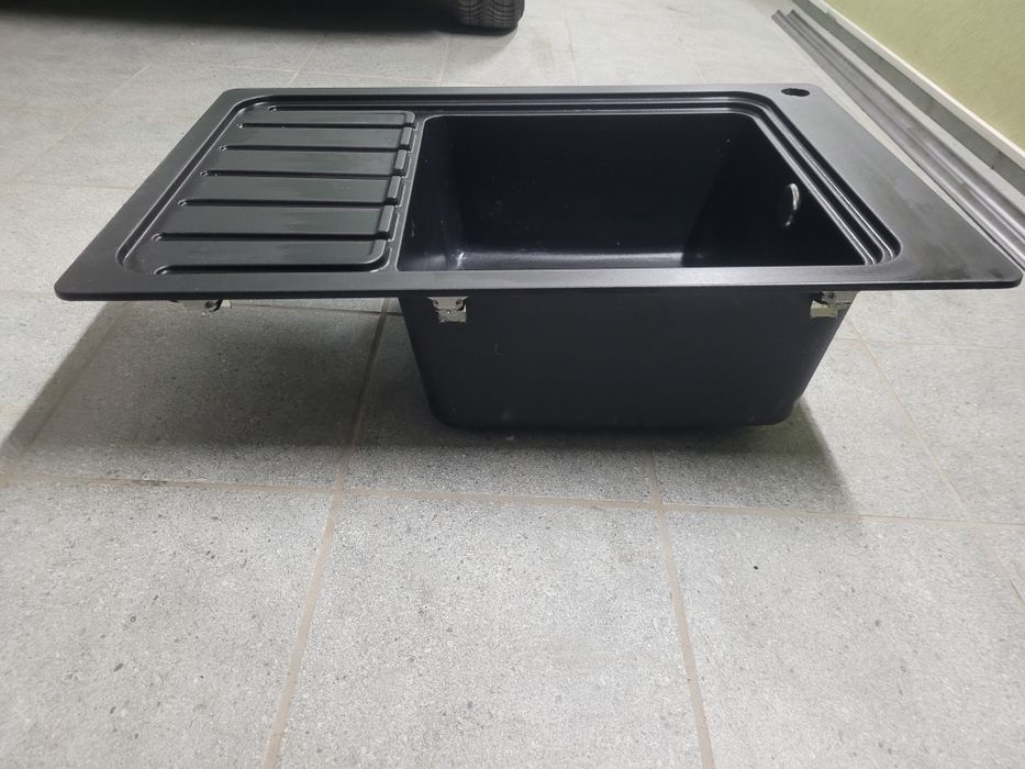 Zlewozmywak 1 komorowy z ociekaczem.