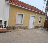 Casa no sopé da serra monte junto