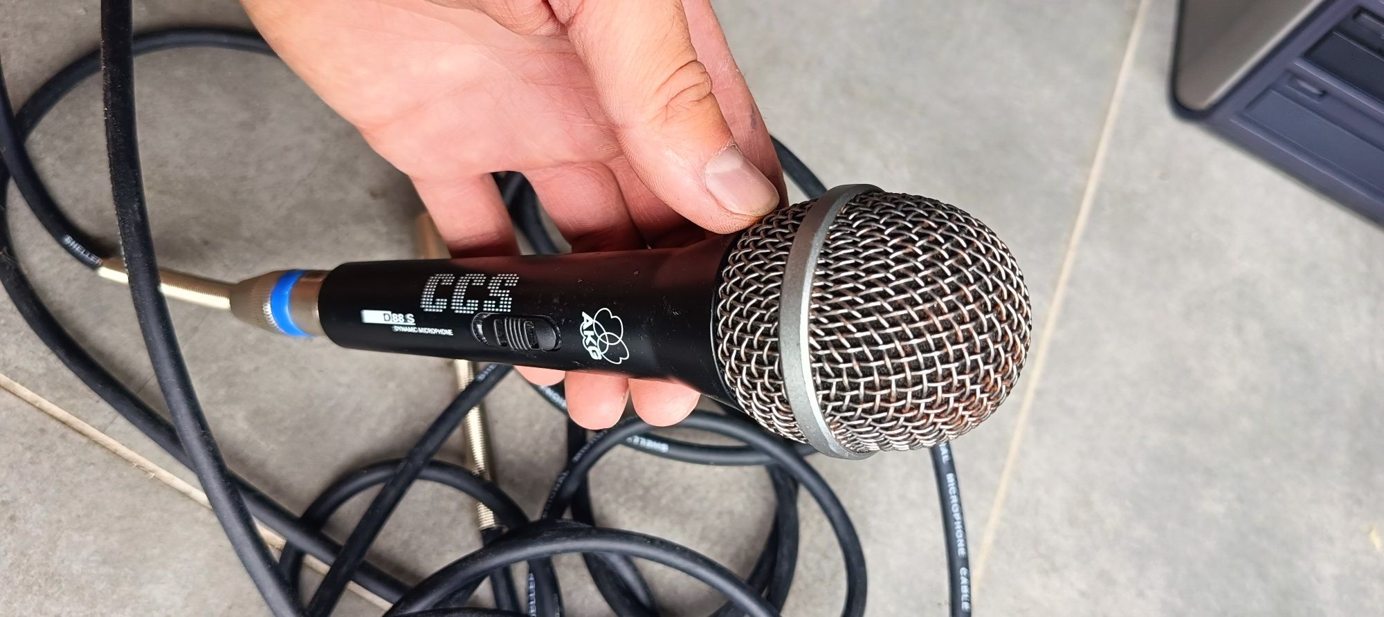Mikrofon dynamiczny CCS AKG C88S + dwa stojaki statyw mikrofonowy