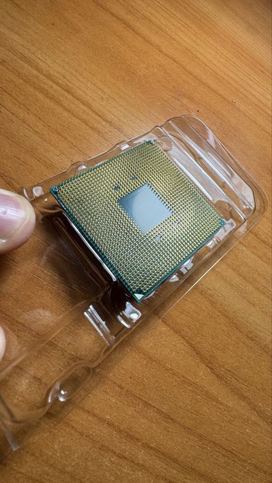 Процесор AMD Ryzen 5 1600