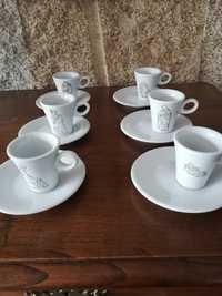 Chávenas de café - presépio em Porcelana Portuguesa