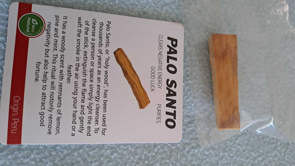 Pedaço de Pau Santo do Perú. Novo.