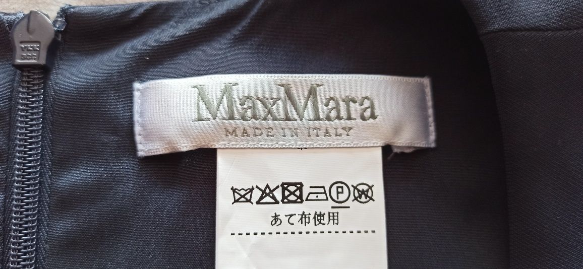 Granatowa sukienka Max Mara