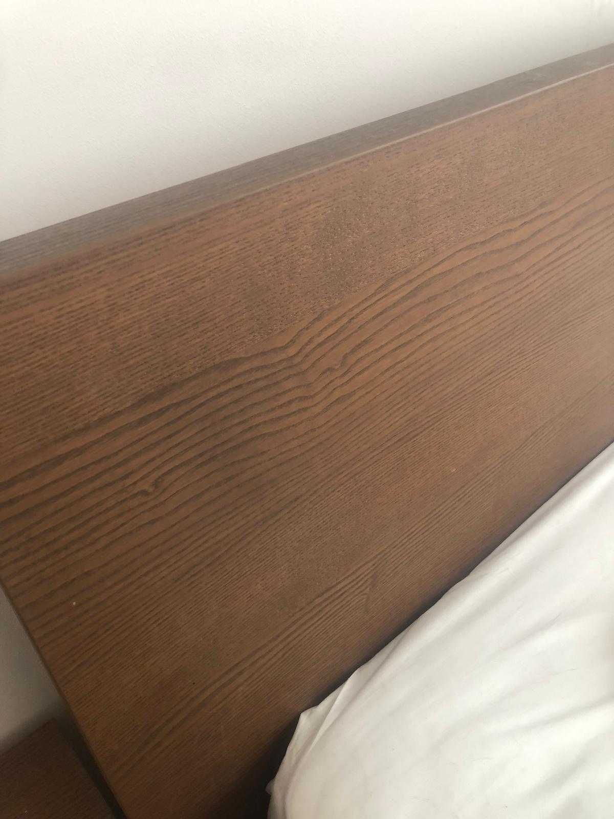 Łóżko ze stelażem Ikea MALM