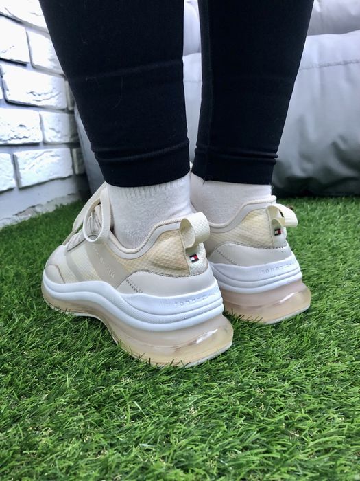 Жіночі Кросівки Tommy Hilfiger