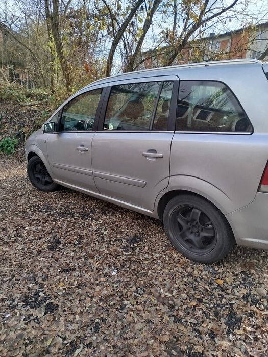 Opel Zafira 1.7cdti