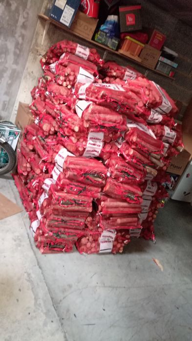 Vendo lenha a saco etc