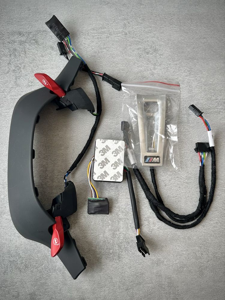 Кнопки м1 м2, накладка, лепестки карбон М руль BMW G20 G30 G05 G03 G07
