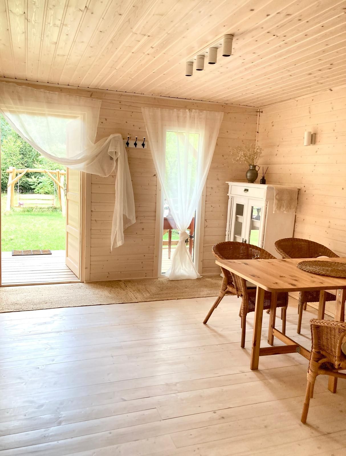 Iznota Noclegi - Domek drewniany przy szlaku rzeki Krutyni - Mazury