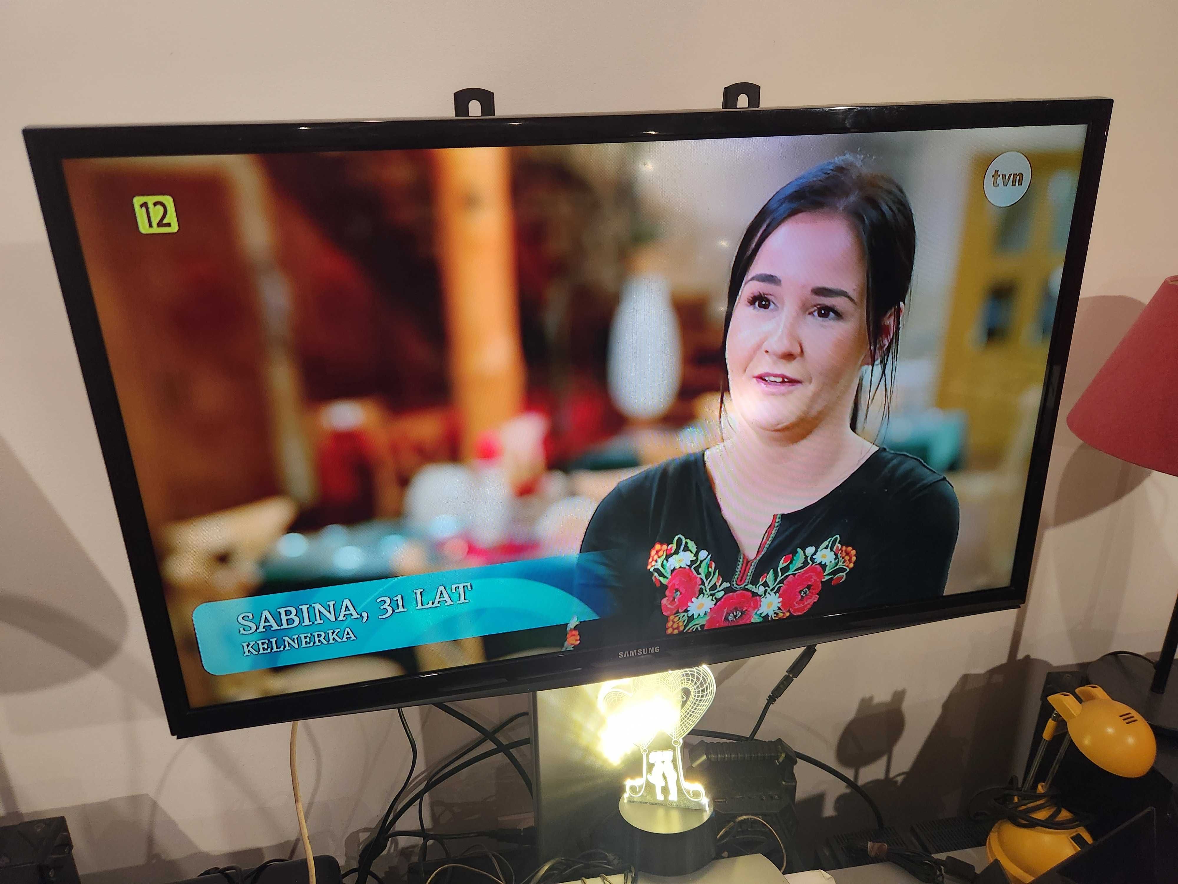 PŁASKI TELEWIZOR SAMUSNG 32 cale UE32H4000 + dekoder DVB-T2 zestaw!