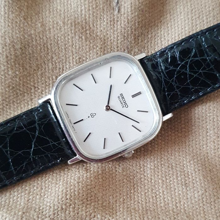 Seiko Quartz 7820