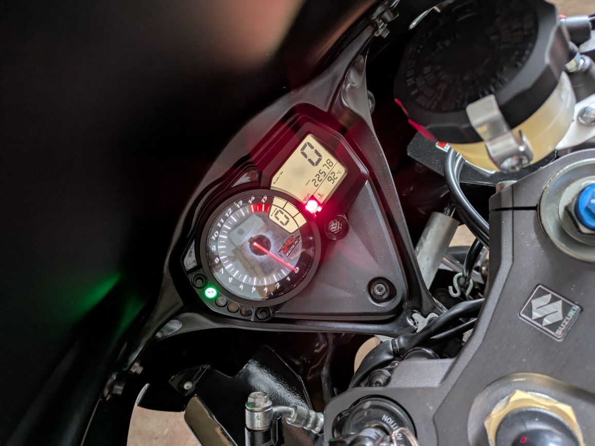 GSX-R 1000 k7 przygotowany do sezonu