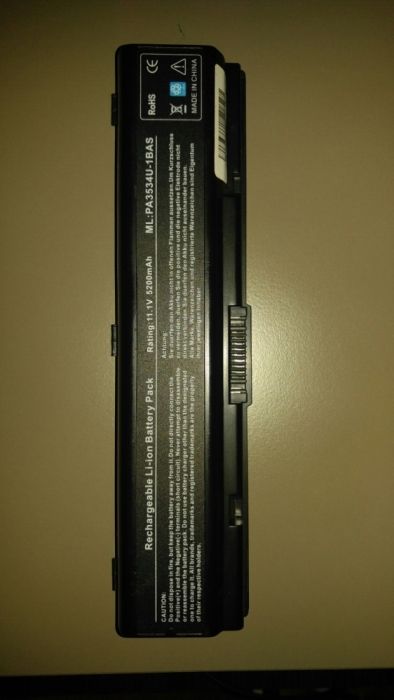 Akumulatory do laptopów oryginał 3 szt., zamiennik 1szt.