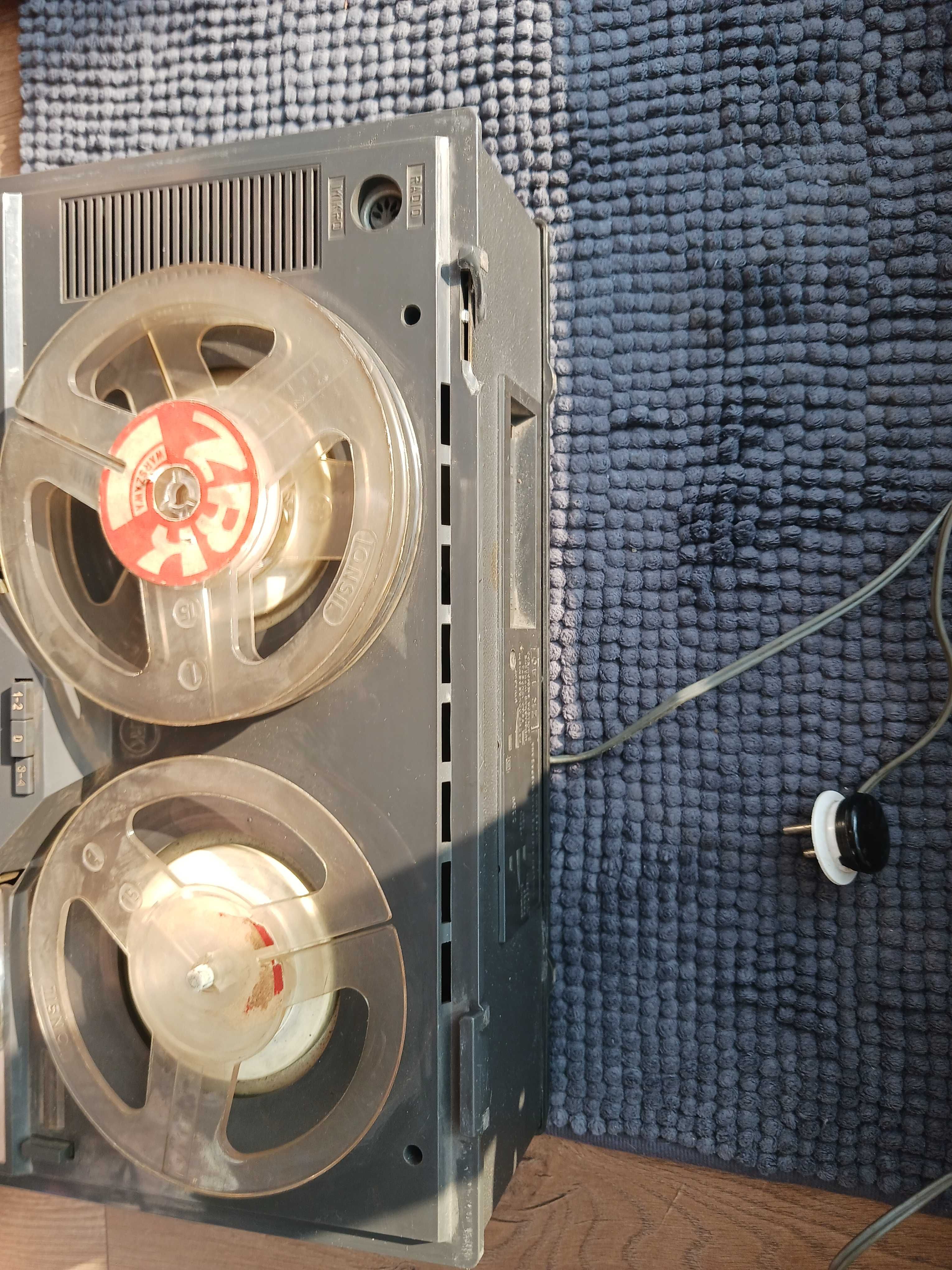 Magnetofon szpulowy Grundig DeLuxe ZK 140