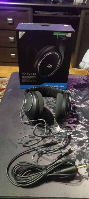 Продам наушники Sennheiser Hd 598 cs