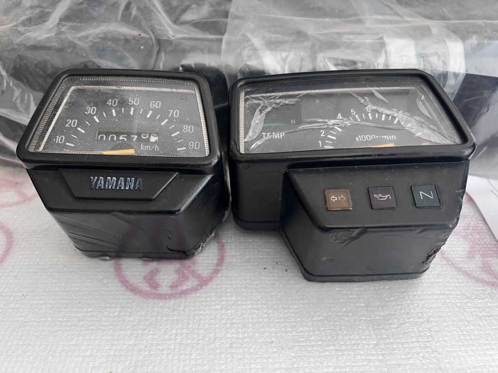 Conta km e Conta rotações Yamaha DT50 LC usados (conjunto)