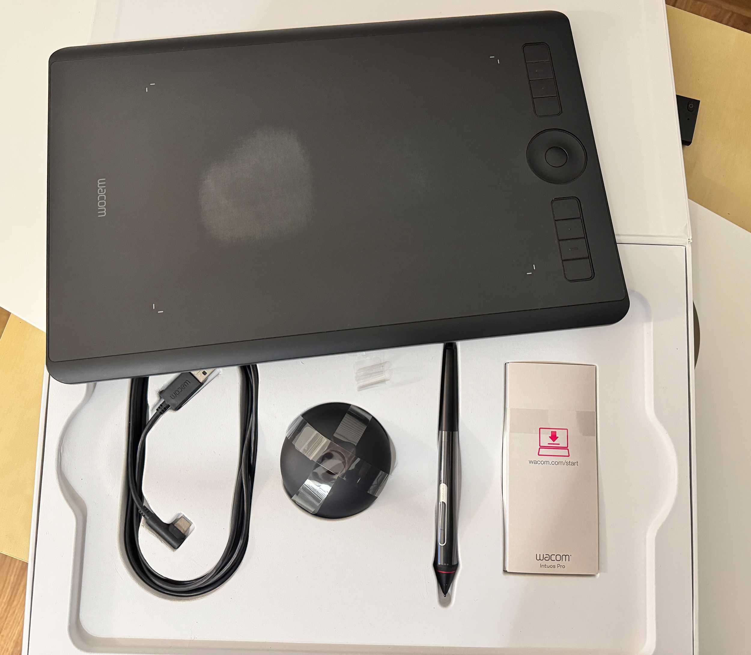 Tablet graficzny Wacom Intuos Pro M paper edition