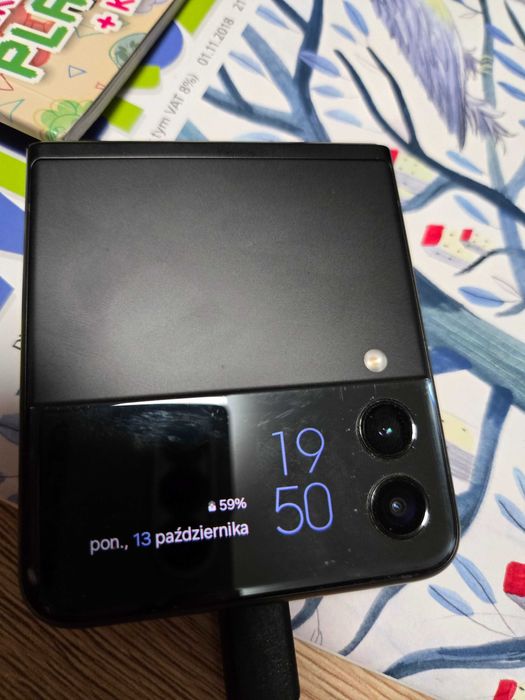 Samsung Galaxy Z Flip 3