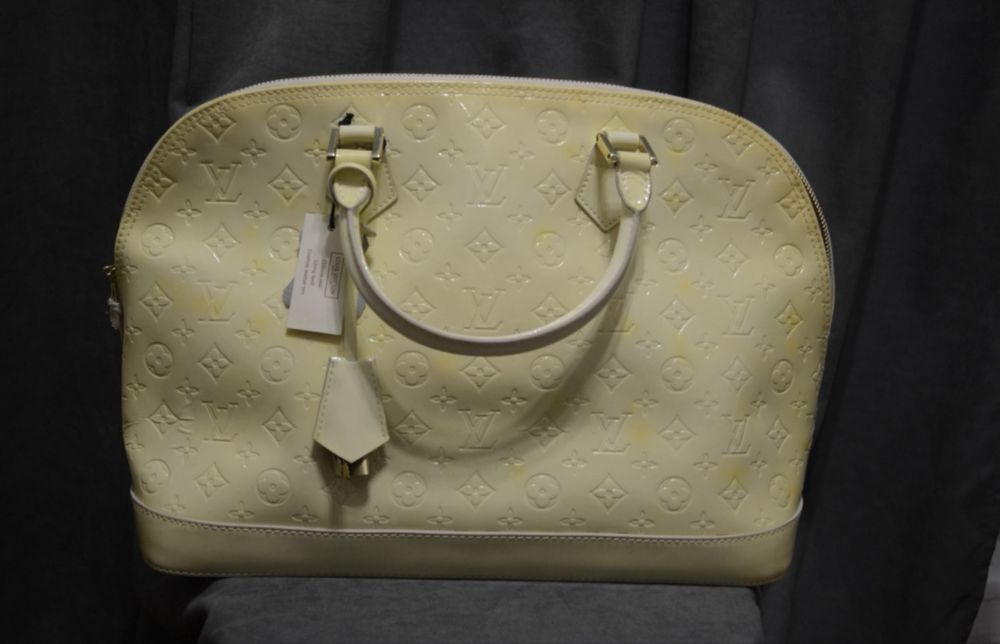Сумка оригинал Louis Vuitton Alma GM