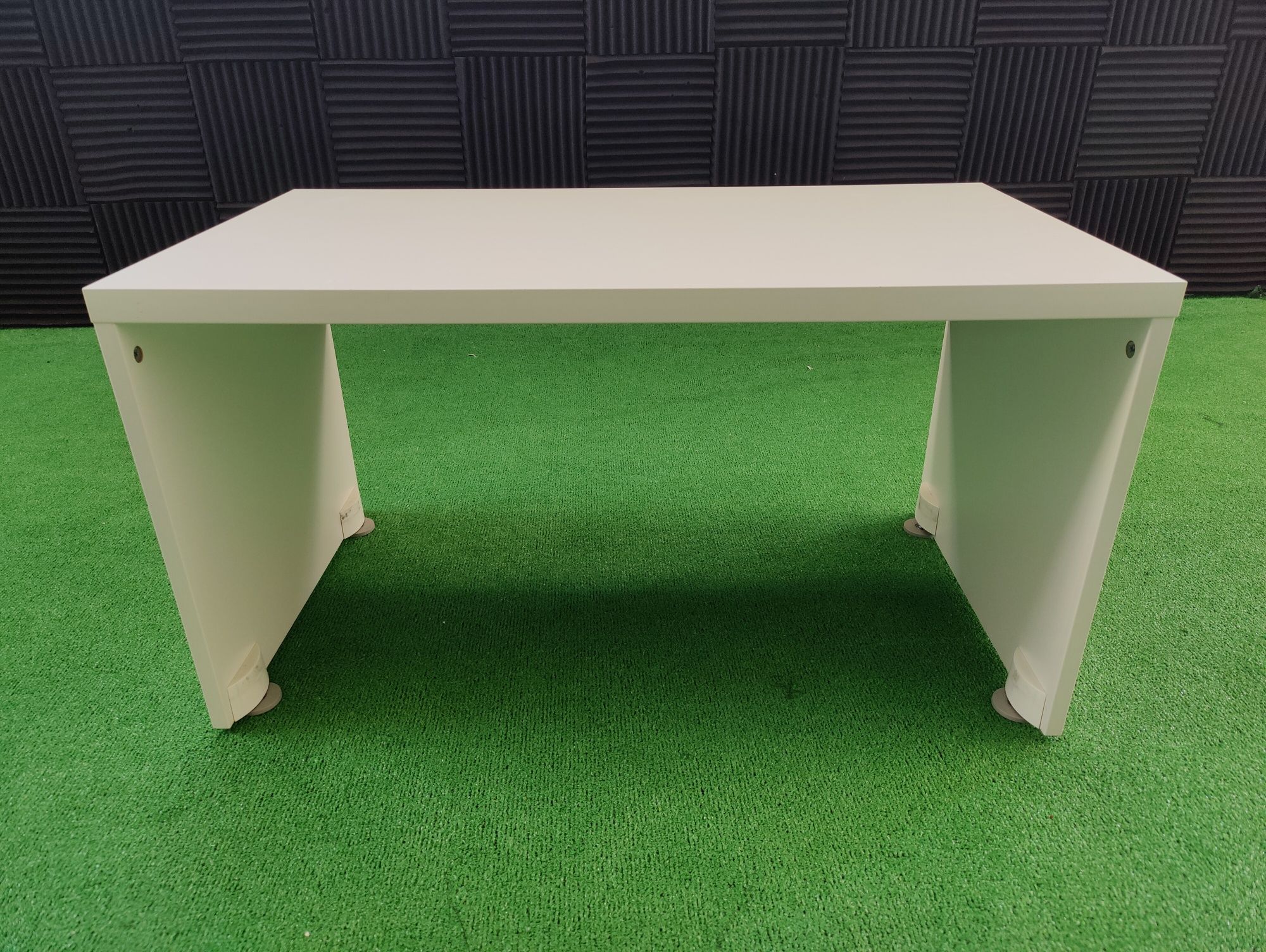 SMÅSTAD Ikea mesa baú