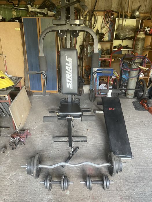 Siłownia atlas do ćwiczeń