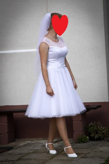 krótka suknia ślubna