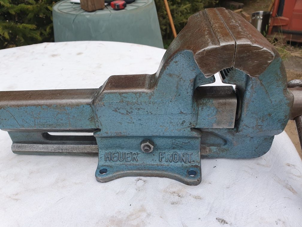 Imadlo heuer front