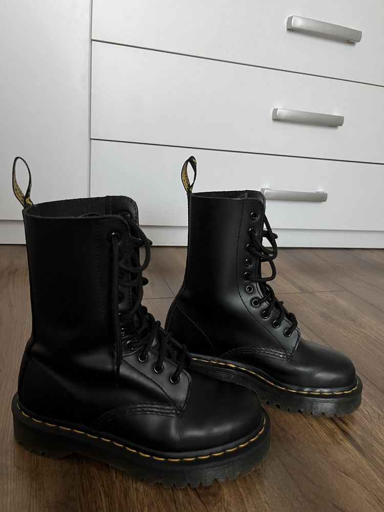 Dr Martens черевики