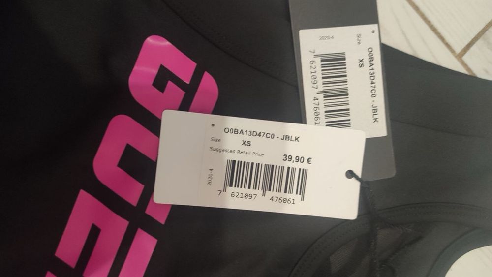 Топ спортивный женский GUESS