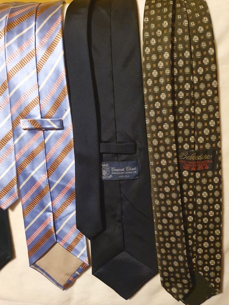 Komplet krawatów 1