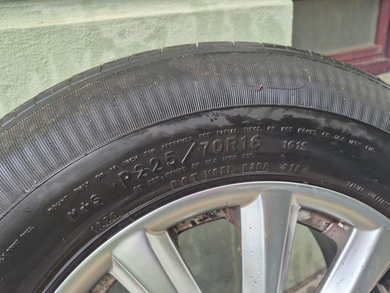Продам диски R16 jeep