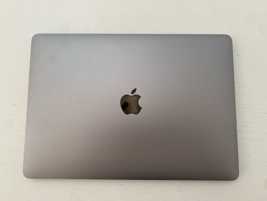 MacBook Pro 13” (2017) – 3,1 GHz Dual-Core i5