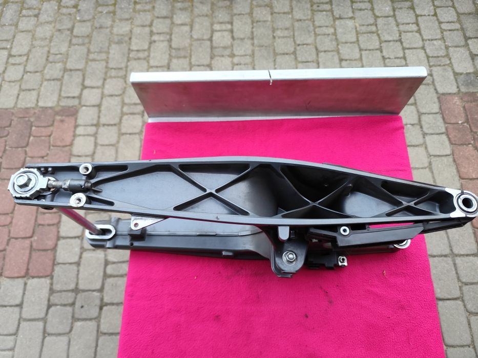 Wahacz naciągi łańcucha oś tylna KTM RC 125/200/390 Duke