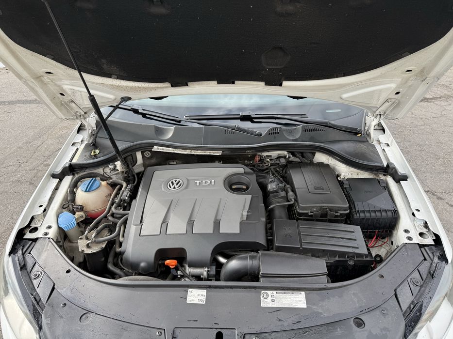 Passat B7 Не фарбований