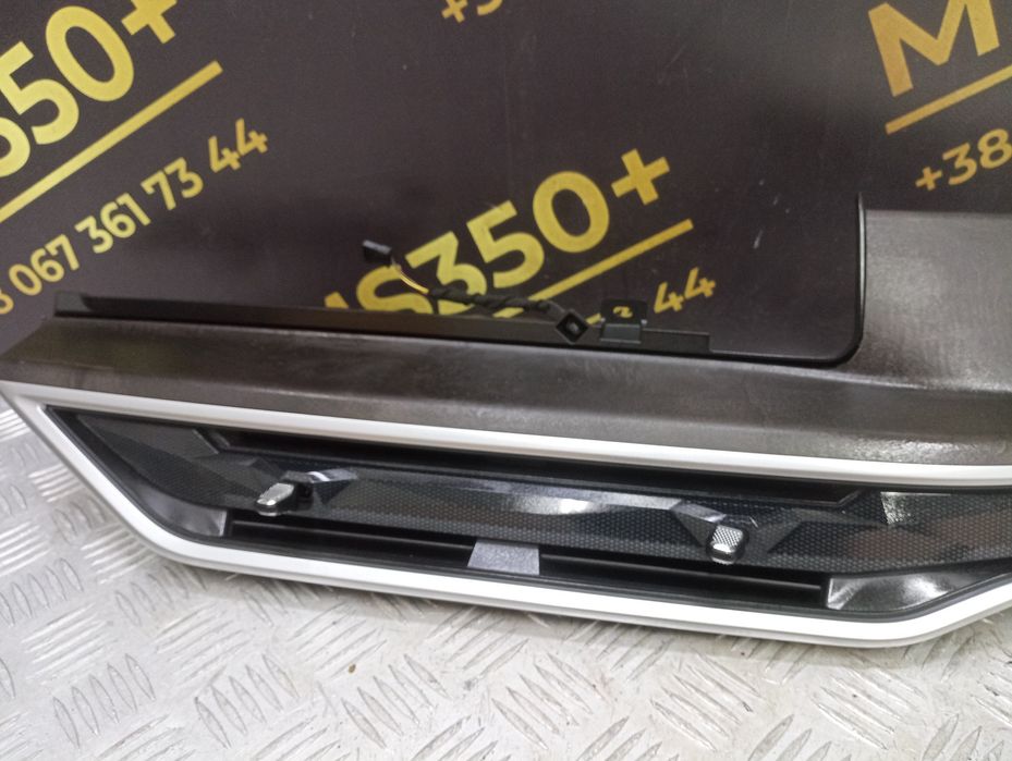 Дефлектор обдування салону центральний BMW X7 G07 БМВ Х7 Г07