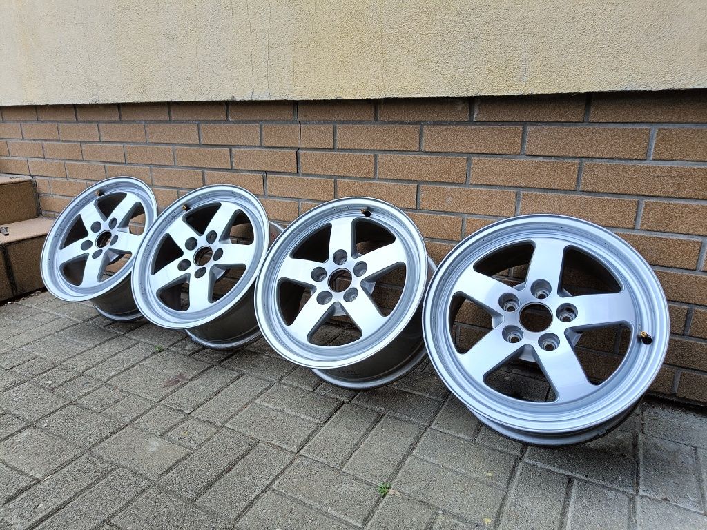 Felgi Aluminiowe 16 Cali 5x112 + Kołpaki 7Jx16H2 ET35 - Audi A4 A6