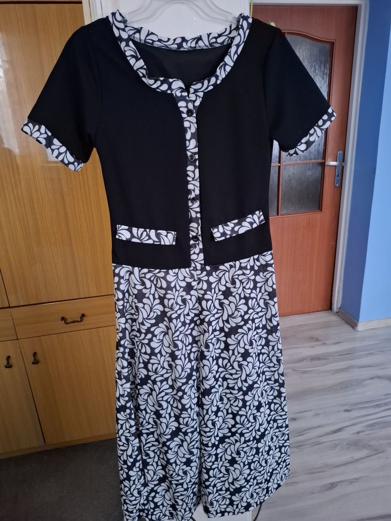 Sukienka rozmiar XL