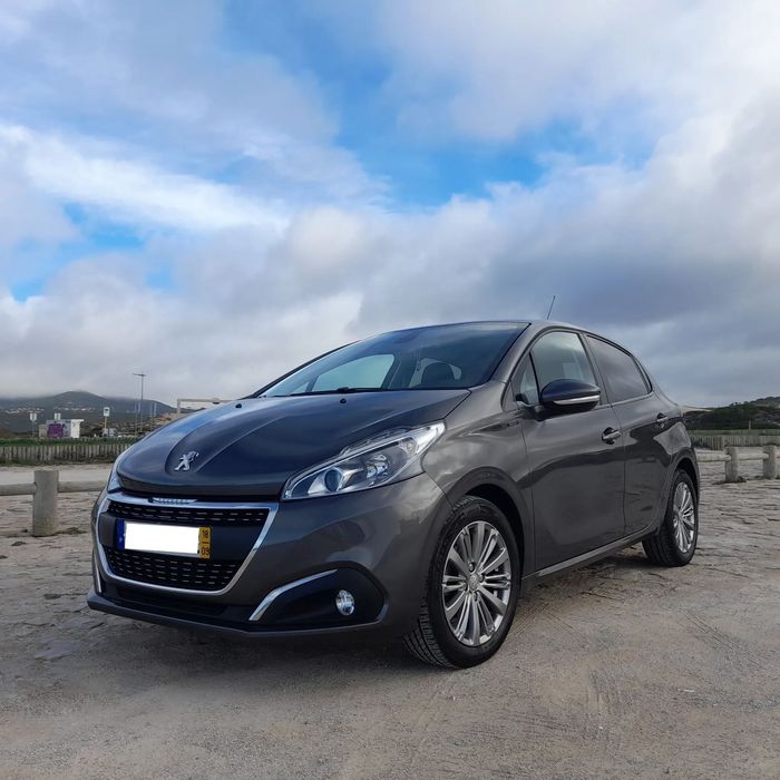 Peugeot 208 1.2 PureTech Signature