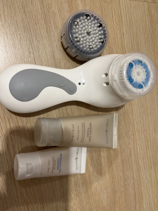 Clarisonic Plus Escova de Limpeza Sem fios Rosto e Corpo