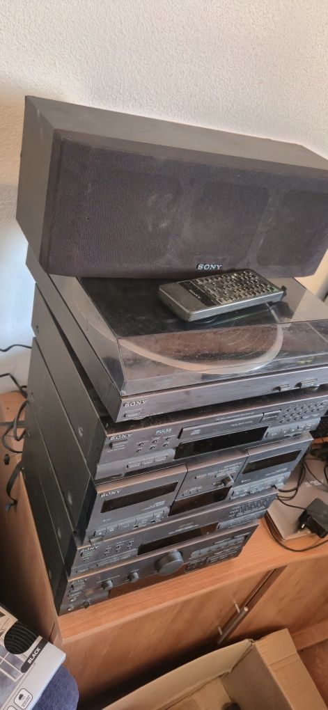 Aparelhagem Sony LBT-D607 com gira discos