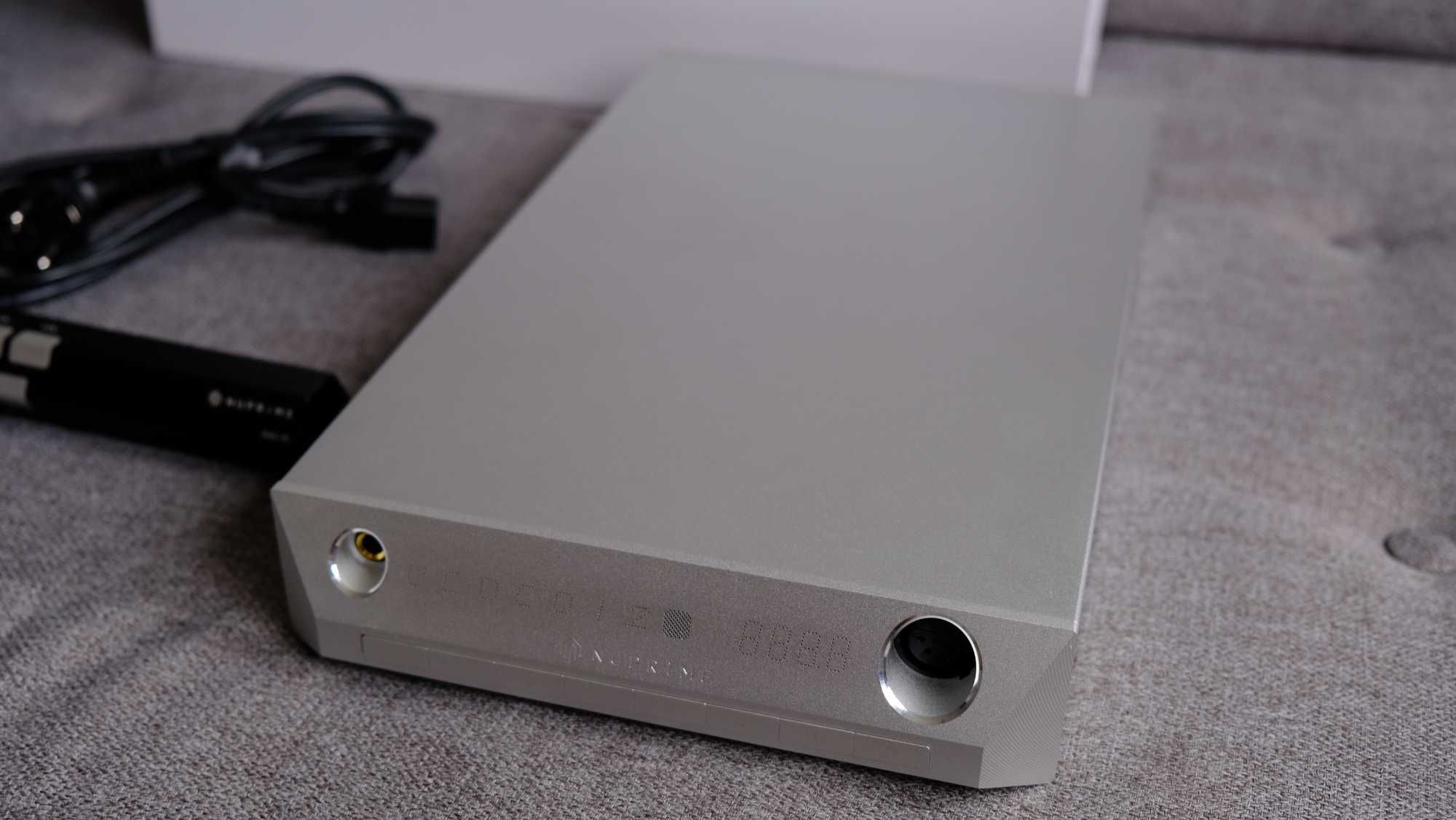 Wzmacniacz słuchawkowy/DAC/preamp NuPrime DAC- 10H