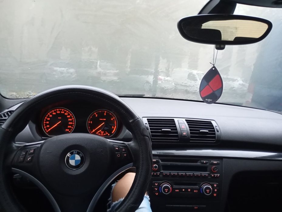 BMW-120D-como novo -177CV