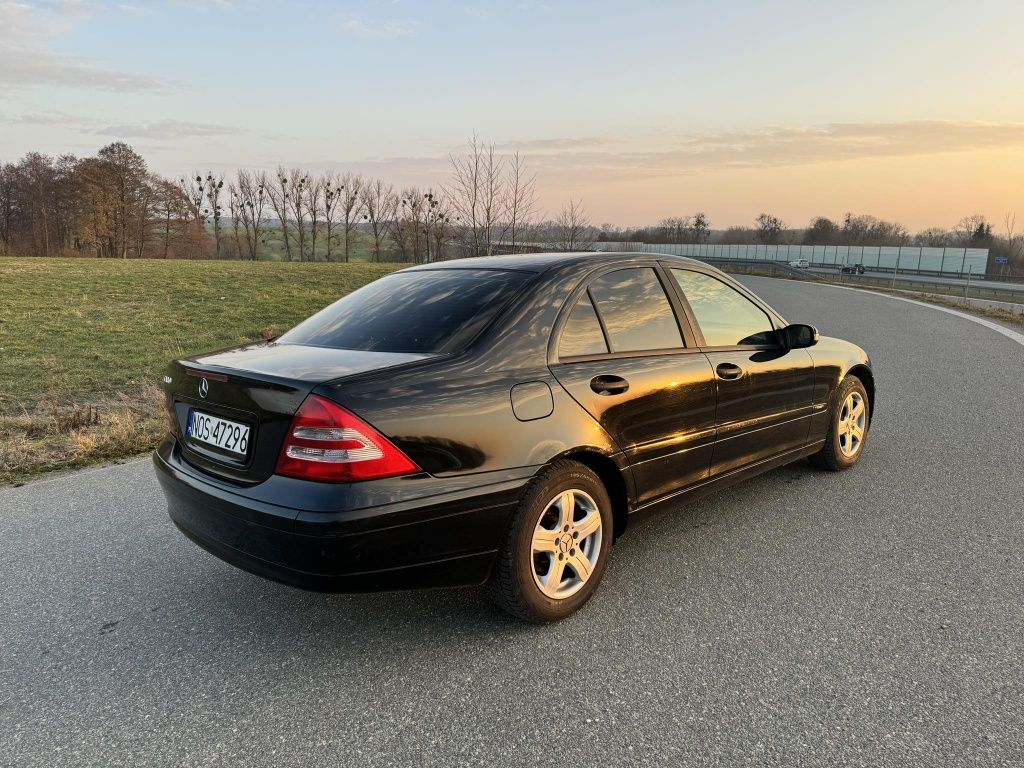 Mercedes-Benz  C-klasa W 203