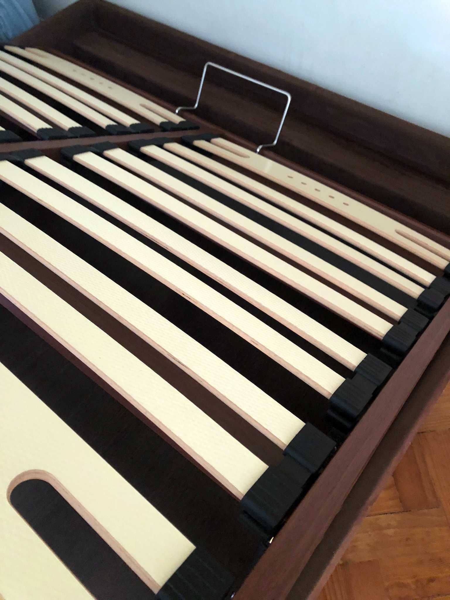 Sommier Molaflex elevatório em muito bom estado