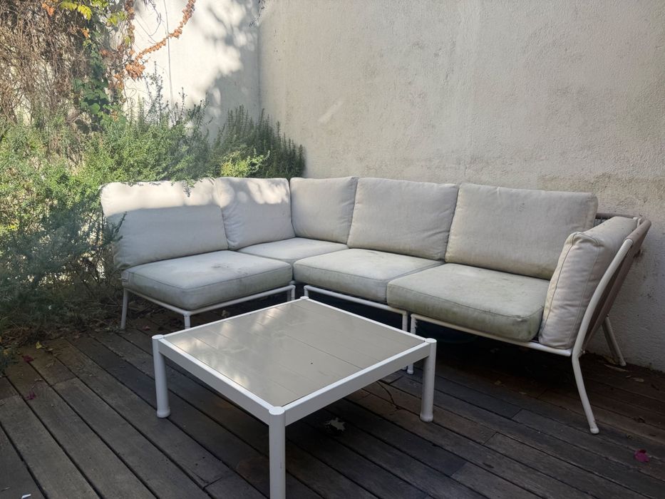 IKEA SEGERON - Sofá de canto exterior com mesa de centro, branco/bege