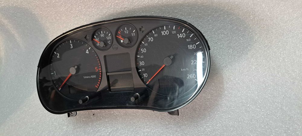 Licznik Audi A3 8L FL JAEGER -900K