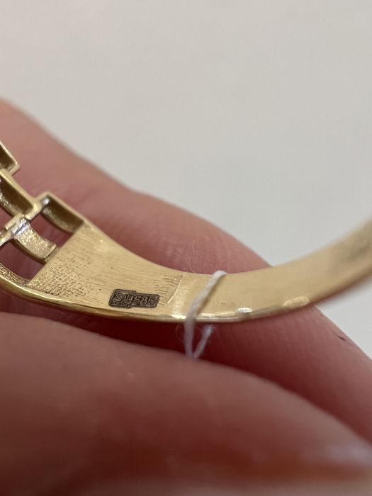 Золотое кольцо Шанель р.19 желтое золото 585 проба