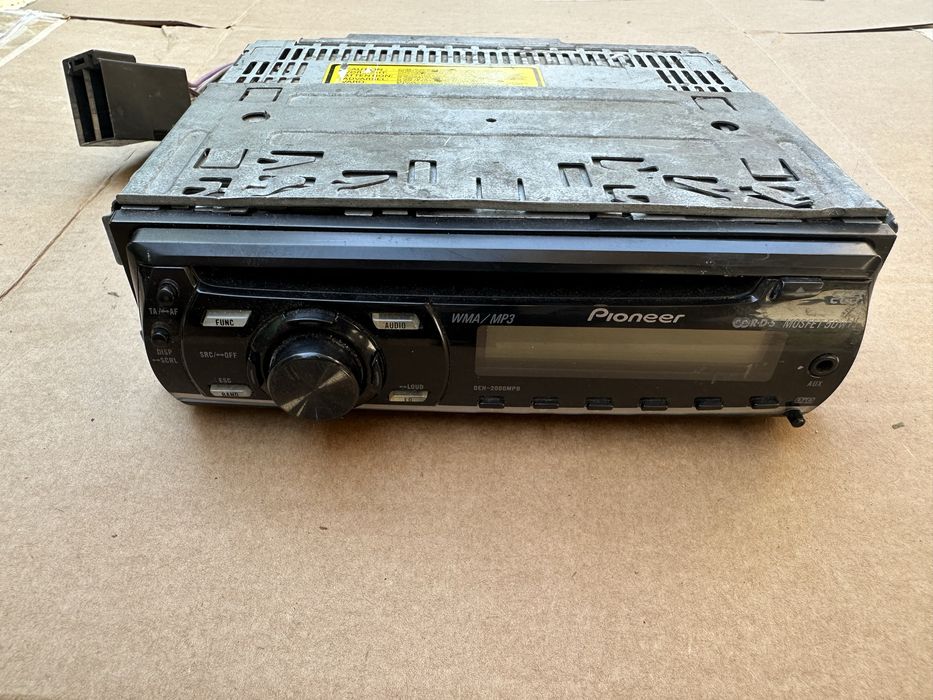 Radio samochodowe pioneer deh-2000mpb