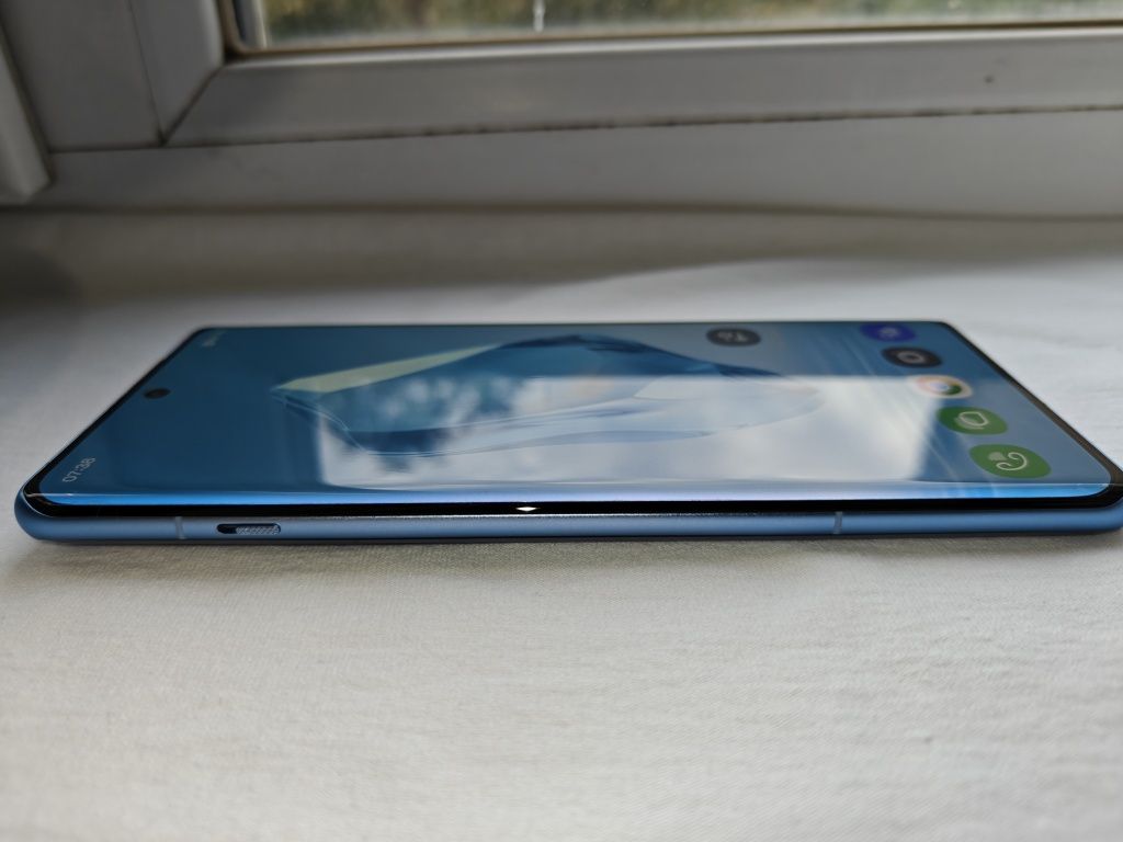 Oneplus Ace-3/12r Как новый